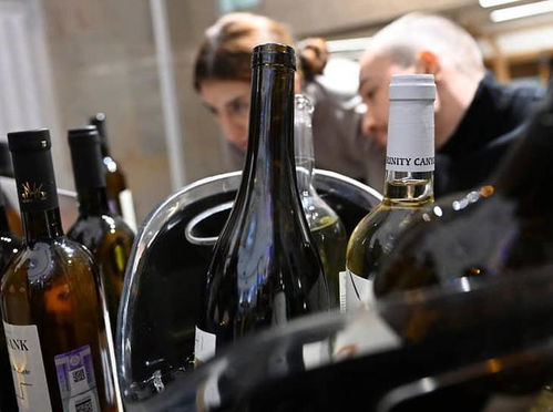 盧布波動下的俄羅斯市場 家電、電子產品與酒類價格高企